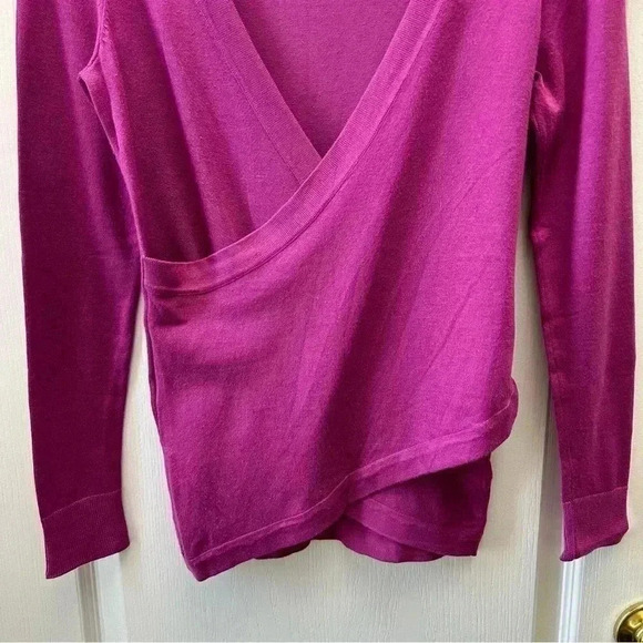 Ricki’s Wrap Front Sweater Deep V Neck Thin Knit Stretch Fit Fuschia Pink XS - Picture 6 of 15